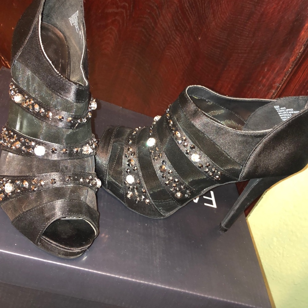 Open toe heel
